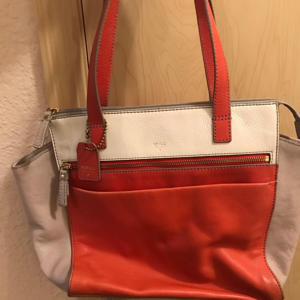 Fossil tote bag, salmon color
